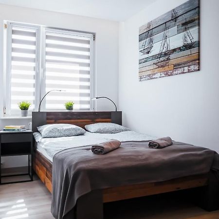 Apartament Z Widokiem, 10Min Od Morza グダニスク エクステリア 写真